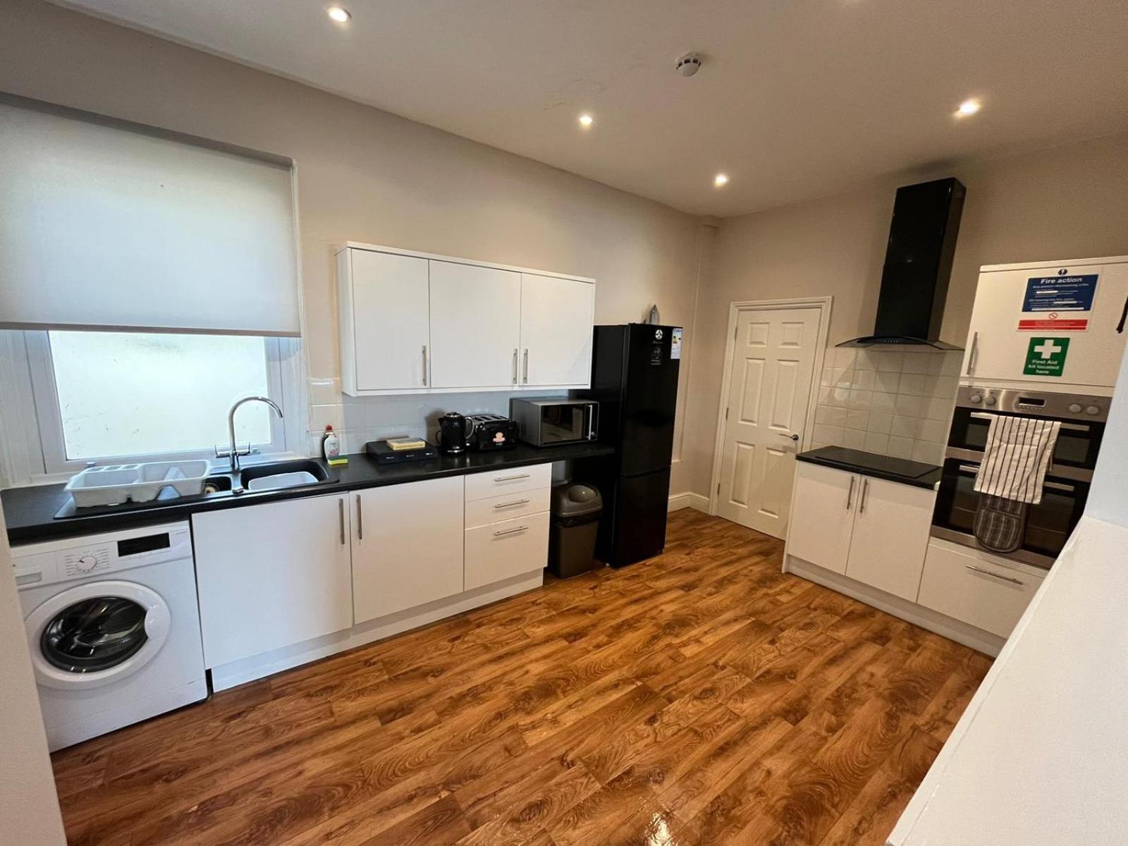 Victoria Apartments Торки Экстерьер фото